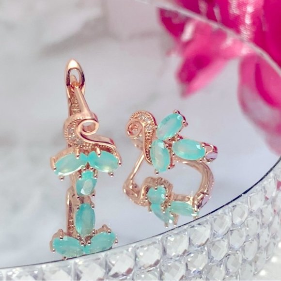 585 Rose Gold Plated Mint Green Oval Zircon Earrings - Picture 13 of 13